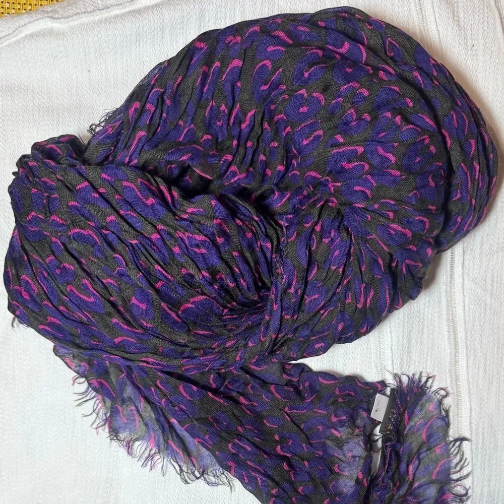 Auth Louis Vuitton Stephan Spouse Ltd Edition Violet Leopard Cashmere Silk Shawl